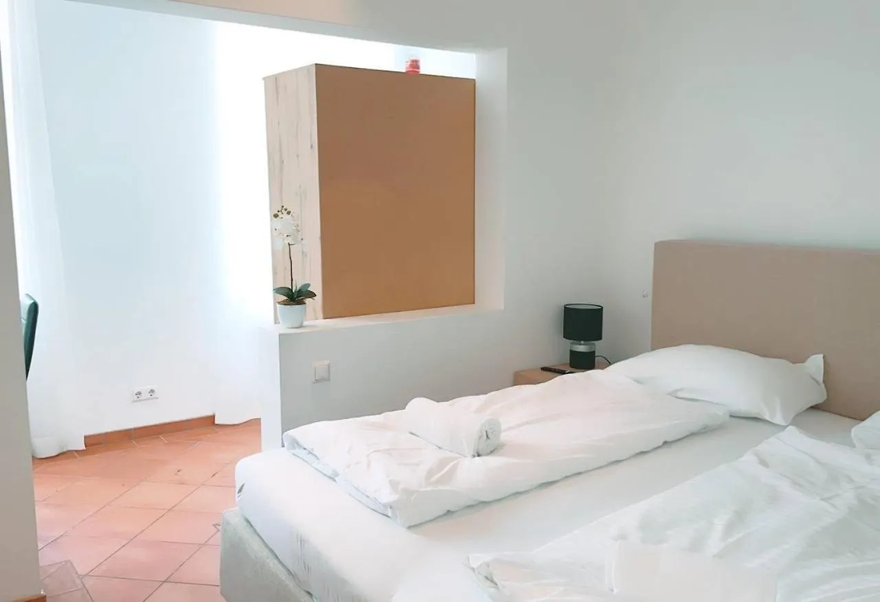 Deluxe Double Room Kp Viena 0*,